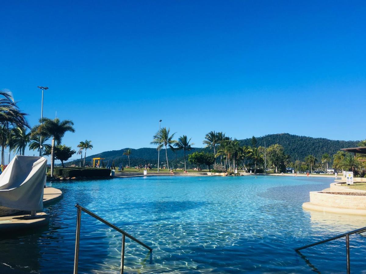 Backpackers By The Bay Hostel Airlie Beach Luaran gambar